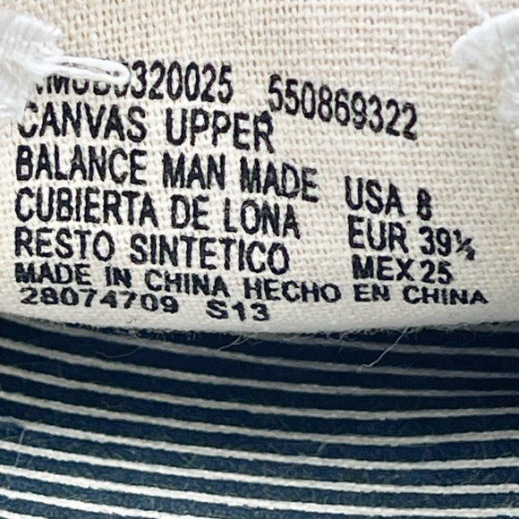 RARE Legend of Zelda Wind Waker Custom Painted Canvas Slip On Shoes Women’s Sz 8 - Picture 11 of 14